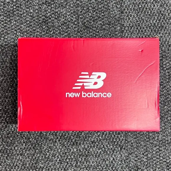 NIB New Balance Golf 550 size 8.5