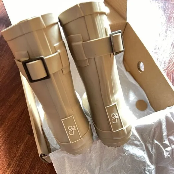 NIB Goumi Kids Muddies SZ 9 Dune Rain Boots
