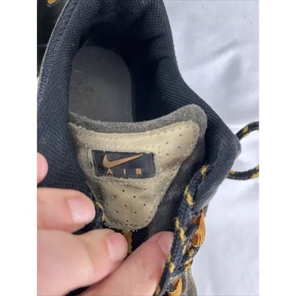 Nike ACG Brown Suede Women's Hiking Shoes Women's Size 8
