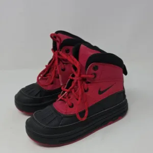 Nike ACG  Kids Red and Black Winter Boots Size 11.5C