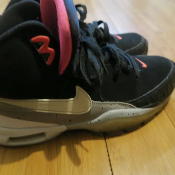 Nike Air Bo 1 Trainer Black Atomic Red Men's Bo Jackson 705069-001