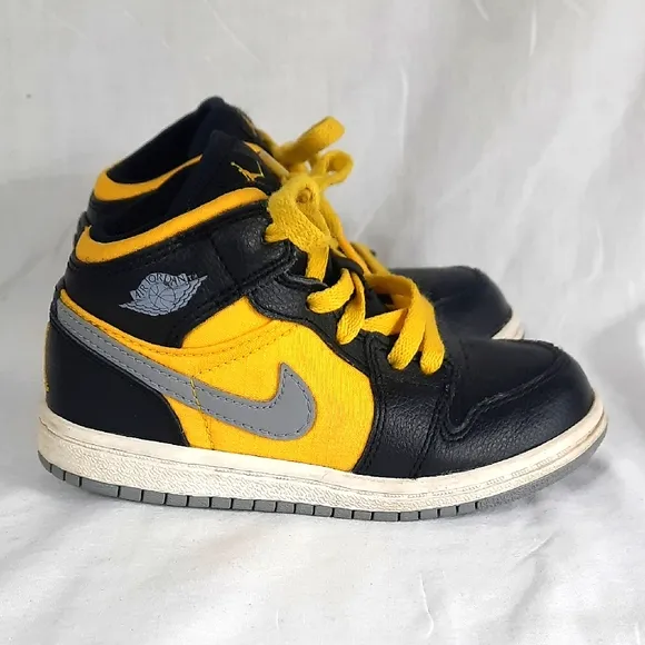 Nike Air Jordan 1 Black Yellow Toddler Shoes Size 9C US Leather 364773-050  2012