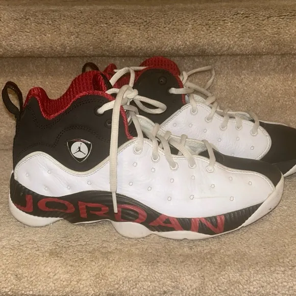 Nike Air Jordan Jumpman Team II Size 7.5 White 819175-101 Basketball