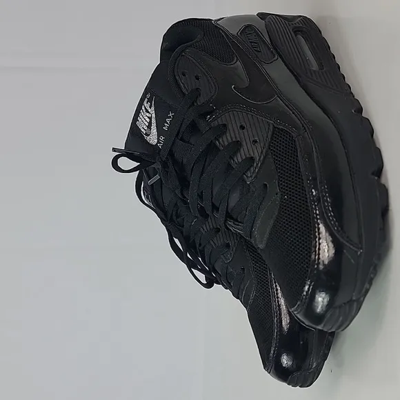 NIKE Air Max 90 Premium Leather Black Women's Shoes
