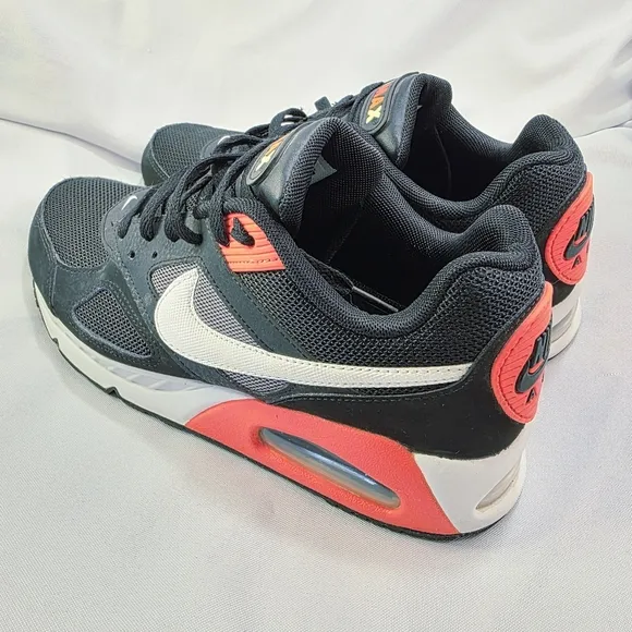 Nike Air Max IVO Black Crimson White Sneakers 2018 Mens 8
