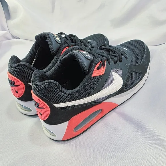 Nike Air Max IVO Black Crimson White Sneakers 2018 Mens 8