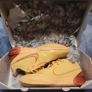 Nike Athletic Shoes in Yellow and Orange
