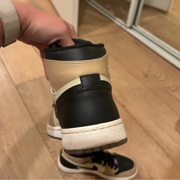 Nike Jordan 1 Retro High Black Mushroom (Women’s)