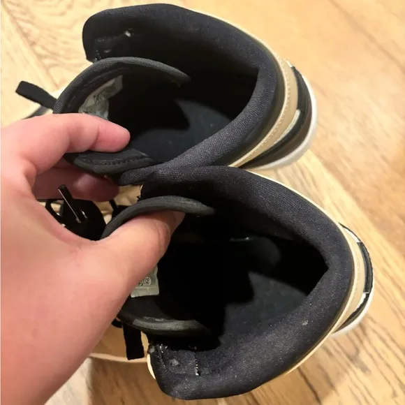 Nike Jordan 1 Retro High Black Mushroom (Women’s)