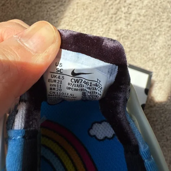 Nike Kids Blue Hello Kitty Presto Sneakers