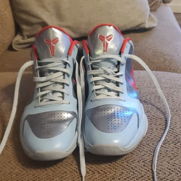 Nike Kobe Basketball Shoes - Silver and Red