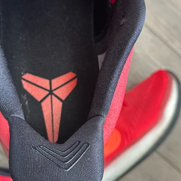 Nike Kobe University AD Red