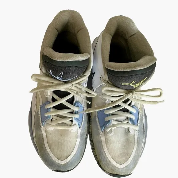 Nike Kyrie Infinity Basketball Shoes sz. US Boys 6 Yr.‎ Old White DD0334-102