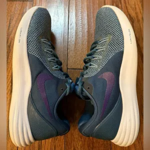 Nike Lunar Apparent Women 9.5 Running Shoes 908998-400 Blue‎ Sneakers Athletic