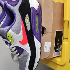 Nike MENS SZ 11  Air Max Shoes - Gray and Purple Used. Comes With Box
