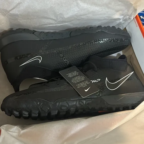 NIKE PHANTOM GT2 ACADEMY DF TURF SOCCER SHOES