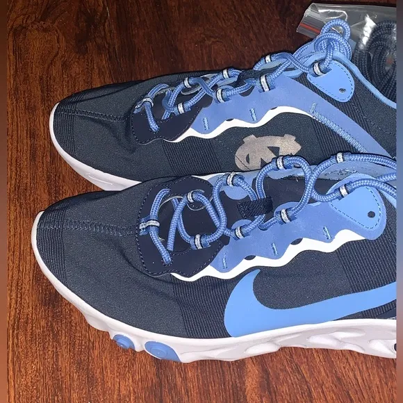 Nike React Element UNC Tarheels basketball shoes