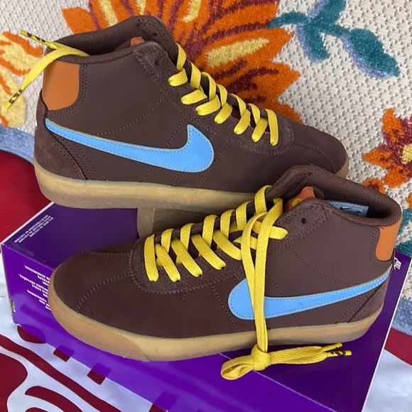 Nike SB Bruin High PremiumSkate Shoes (Womens)Light Chocolate/Light Blue