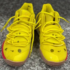 NIKE SpongeBob Discontinued Yellow  Sneakers Mint Condition Kids 6.5Y or Women 8