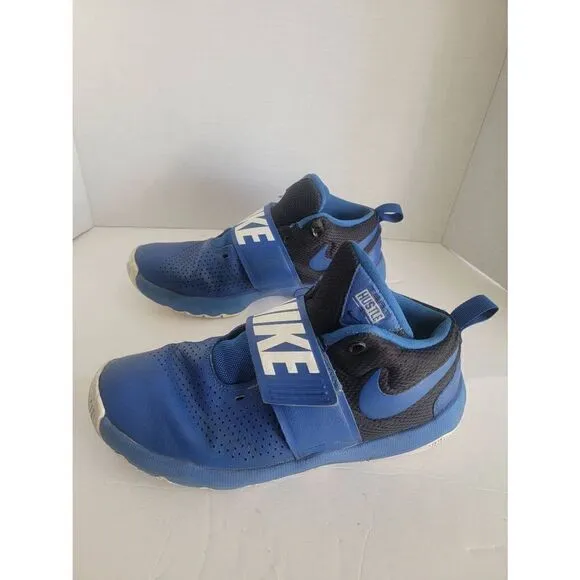 Nike Team Hustle D8 Big Boy's Blue Basketball Athletic Shoes Size 10.5