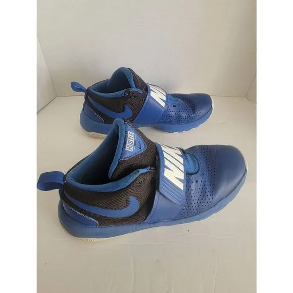 Nike Team Hustle D8 Big Boy's Blue Basketball Athletic Shoes Size 10.5