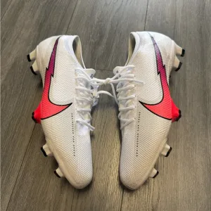 Nike Vapor 13 AT7901 163 Soccer Cleats Men's Size 13 Mercurial White 2020