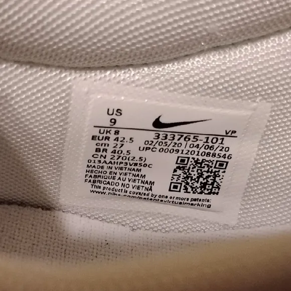 Nike White and Silver Athletic Shoes