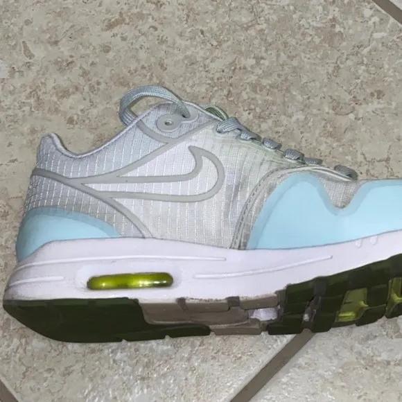 Nike White/Pure Platinum/Volt Women's Air Max