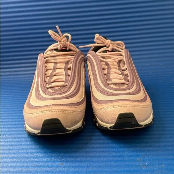 Nike Women's Athletic Shoes - Pink and Black