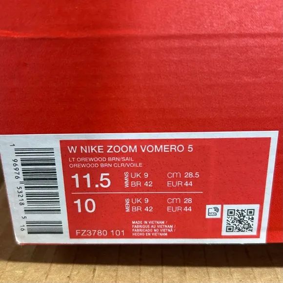 Nike Women’s Size 11.5 Zoom Vomero 5 Orewood BRN/SAIL Men’s 10
