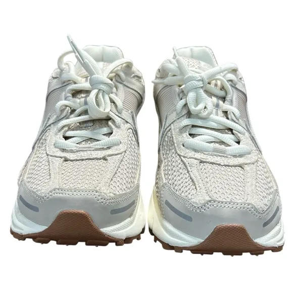 Nike Women’s Size 11.5 Zoom Vomero 5 Orewood BRN/SAIL Men’s 10