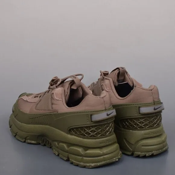 Nike Zoom Vomero Roam Men's Winterized Shoes Green