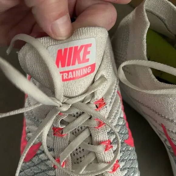 Nike training athletic shoes 9