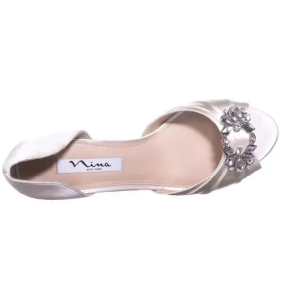 NINA CHARISA IVORY SATIN CRYSTAL Kitten Heel Pumps, Wedding Bridal Dress Shoes 7