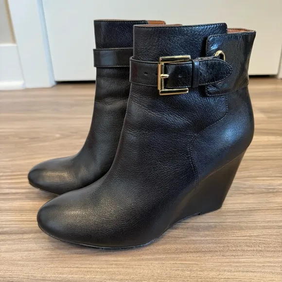 Nine West Black Leather Buckle Wedge Ankle Boots