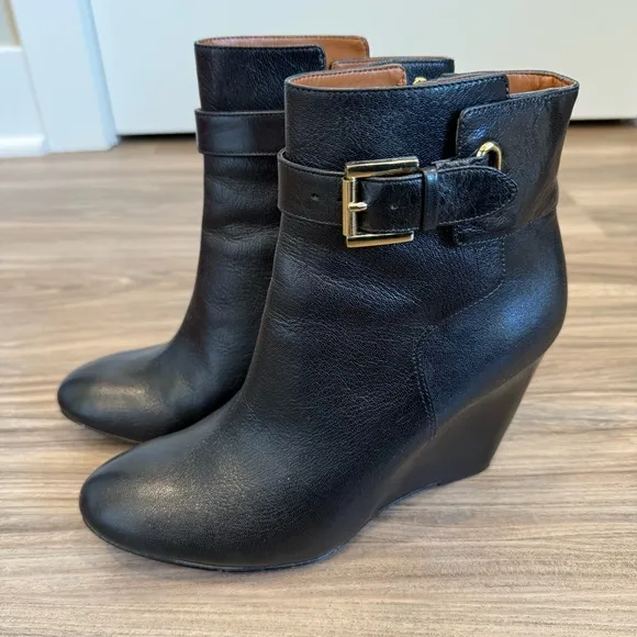Nine West Black Leather Buckle Wedge Ankle Boots