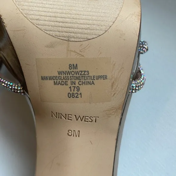 Nine West Wowzz3 Gold Faux Leather Buckle Platform Heels NEW