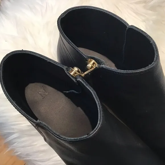 Nisolo Black Lana Leather Ankle Boot size 8.5