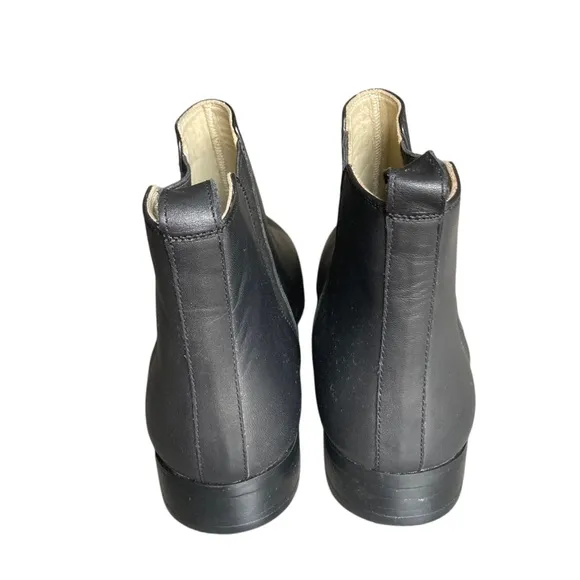 Nisolo Black Leather Ankle Boots