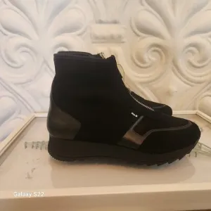 Norma J. Baker Black Above Ankle Boots. NWOT. Size EU 37/6.5 US