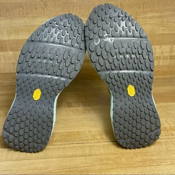North Face Ultra TR Running Shoes Vibram hiking Athletic Sneakers Size 6 Blue