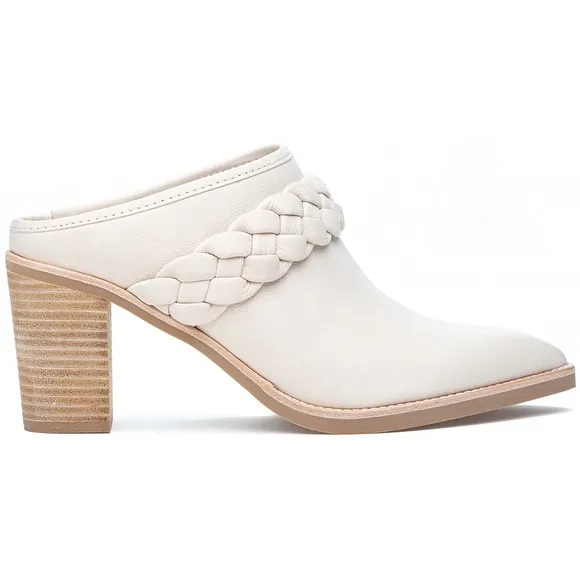 NWOB $140 Dolce Vita Suede Mules -Creme White