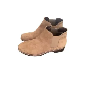 NWOB Cynthia Rowley Ankle Boots Brown Size 7.5 M Festival