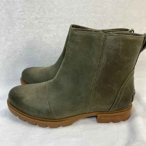 NWOB Sorel Waterproof Leather‎ Ankle Boots Green Size 8.5
