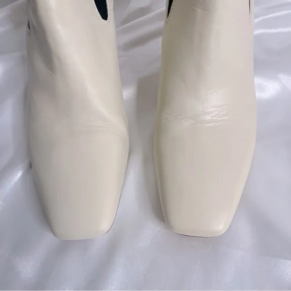 NWOB Women's Sam Edelman Lani Square Toe Ankle Boots in Ivory Size 10
