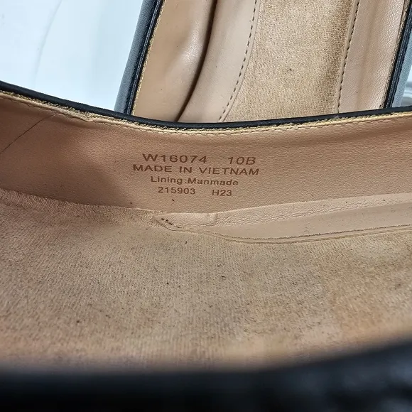 NWOT Cole Haan Go-To Block Heel Pumps Dress Shoes Waterproof Leather Black 10B