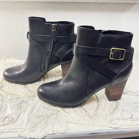 NWOT Cole Haan Cassidy Leather Ankle Boots