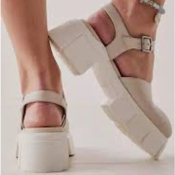 NWOT Milan Mary Jane Platform Pump Shoes Size 37 Beige Cream