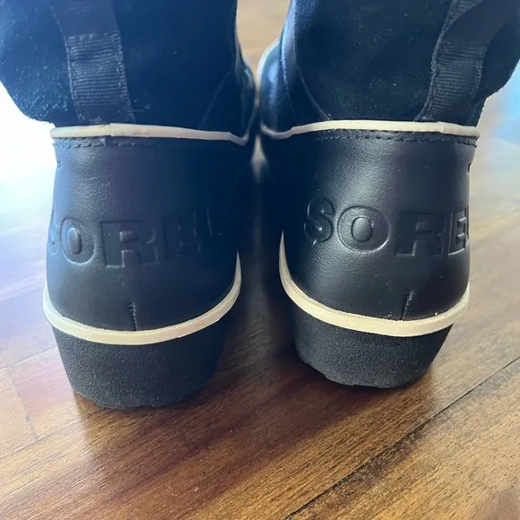 NWOT-Sorel Black Winter Rain Boots with Faux Fur Trim