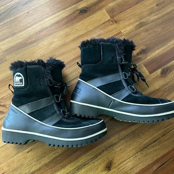 NWOT-Sorel Black Winter Rain Boots with Faux Fur Trim